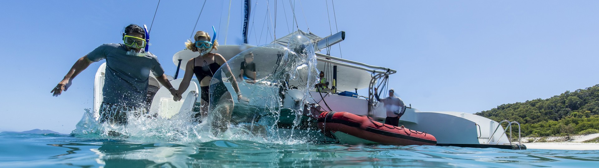 Explore Group | Hamilton Island, Whitsundays | Sailing and snorkelling full day tour